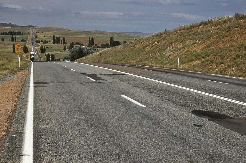 WT 0400 062-37 Australia.jpg